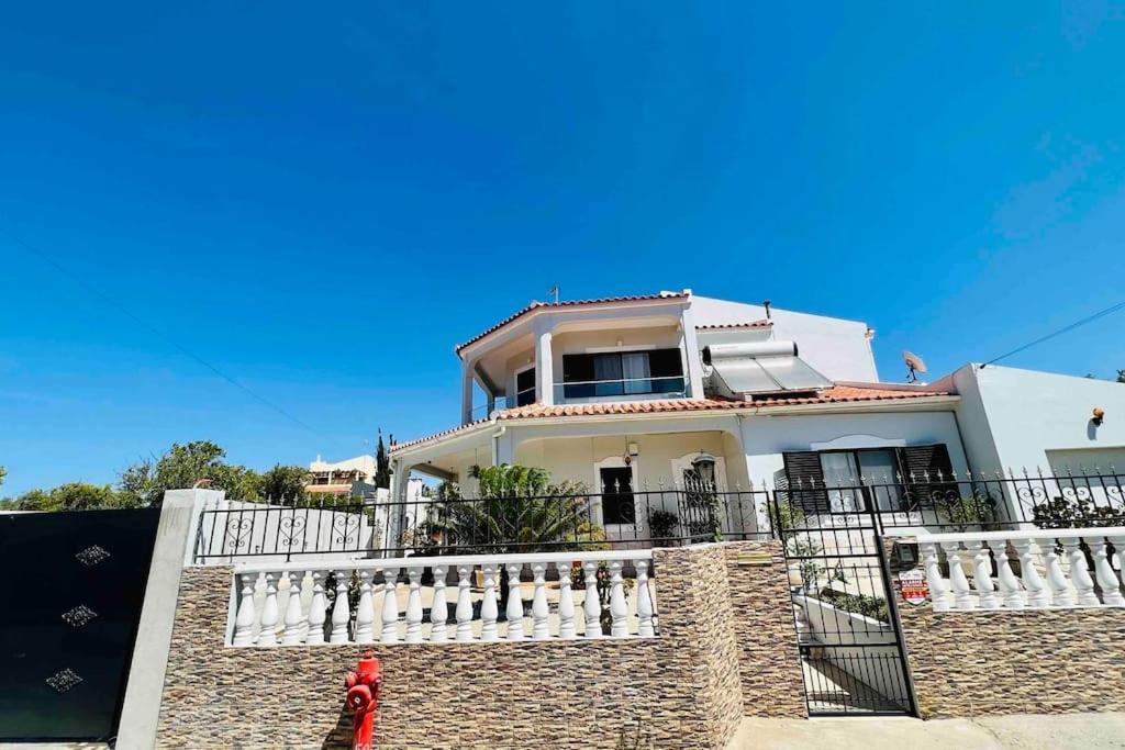 Charming 5 Bed Private Villa - Quarteira Exterior foto